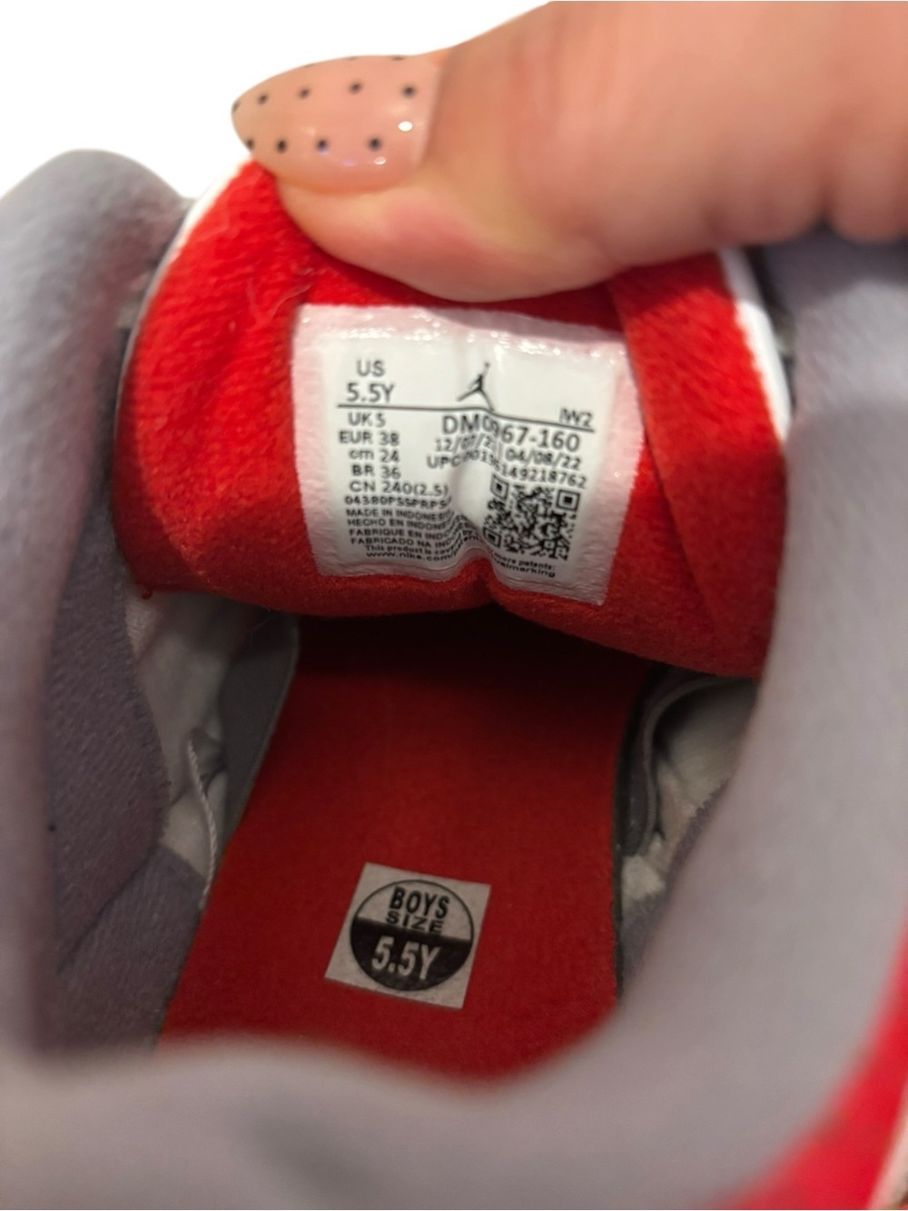 Jordan White/Red/Gray Retro Basketball Sneakers - Picture 5 of 5